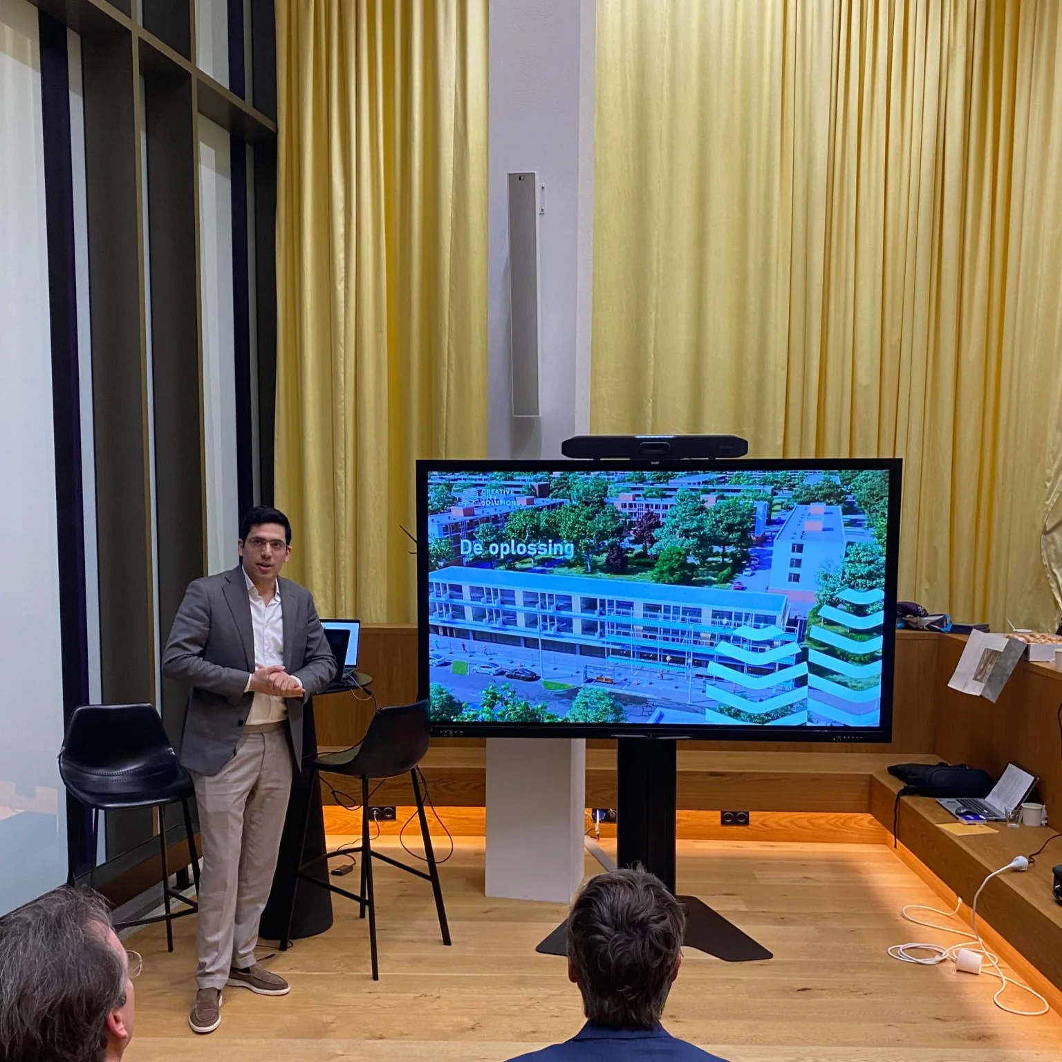 CCS presenteert de optopoplossing tijdens een rondetafelgesprek bij de gemeente Amsterdam.