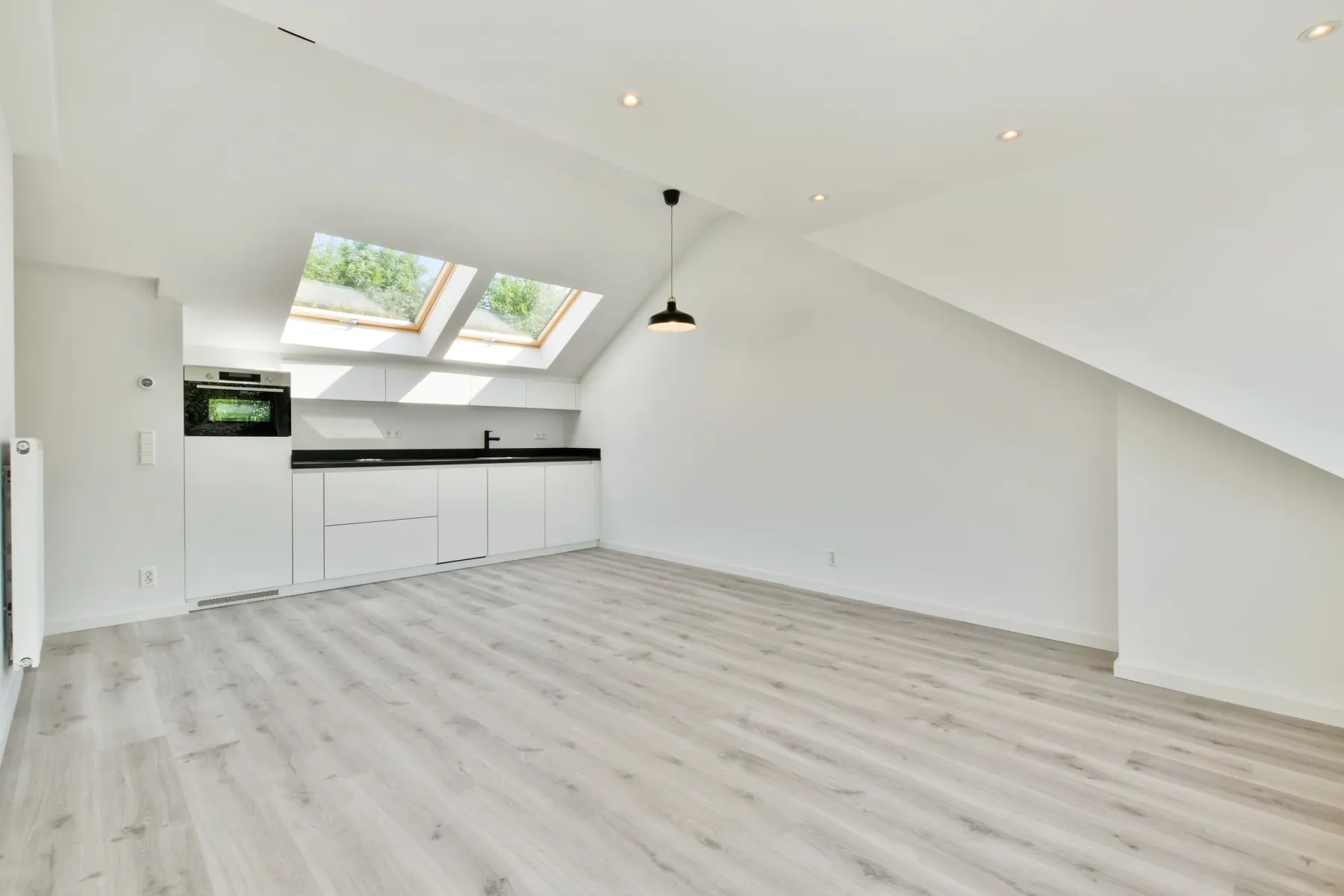 Nieuwe woning op een zolder aan de Zuid Hollandstraat